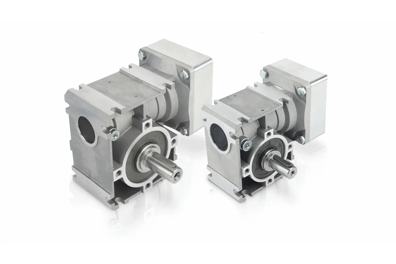 BLDC motor und stepper motor with worm gearbox → Contact us and get a quote! The output shaft is offset by 90° from the drive shaft. → More